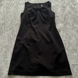 Black Lori M Dress, size 6